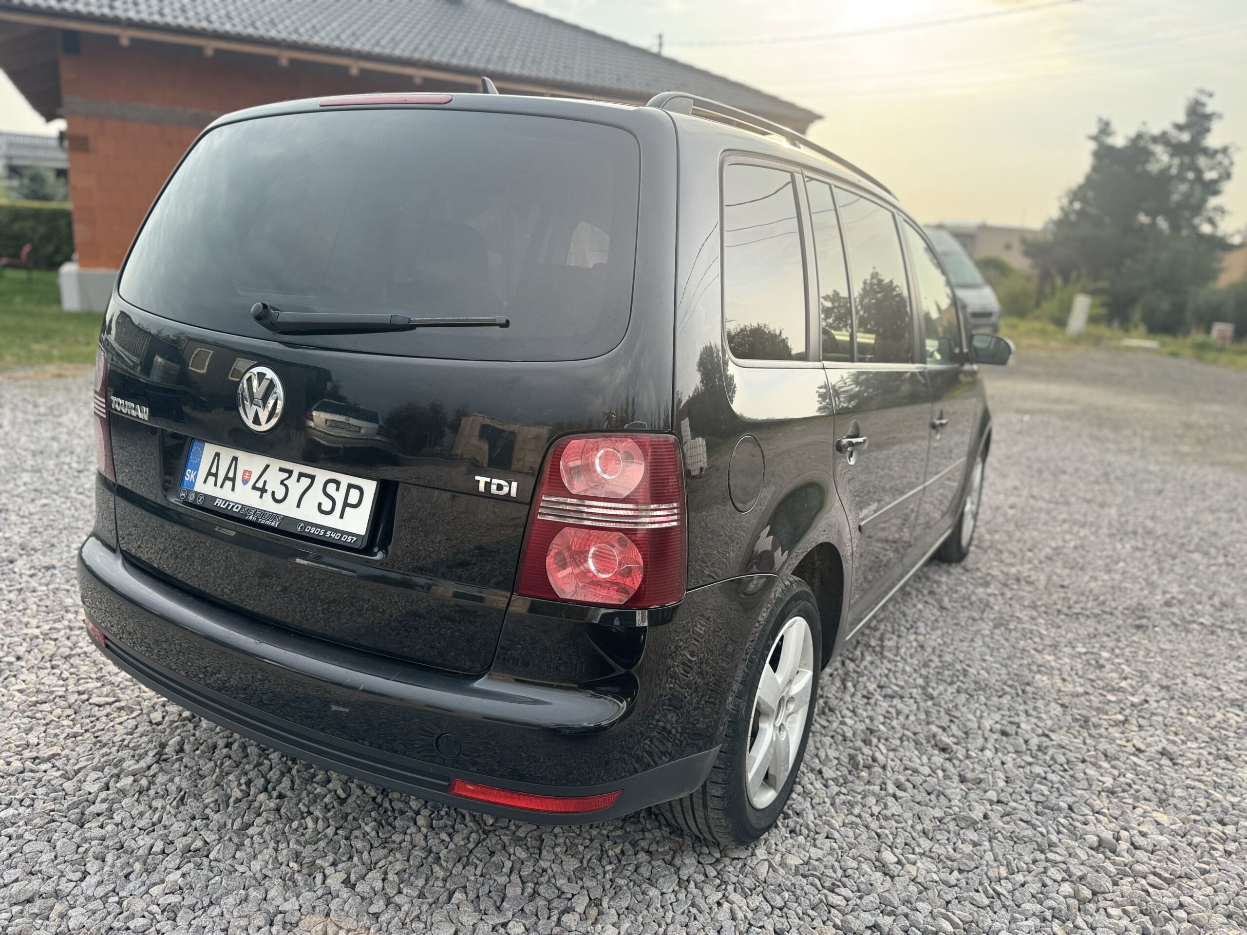 Volkswagen Touran 1.9TDi 77kW 2010 Po veľkom servise Aj na splátky už od: 18,84€ – Obrázok 6